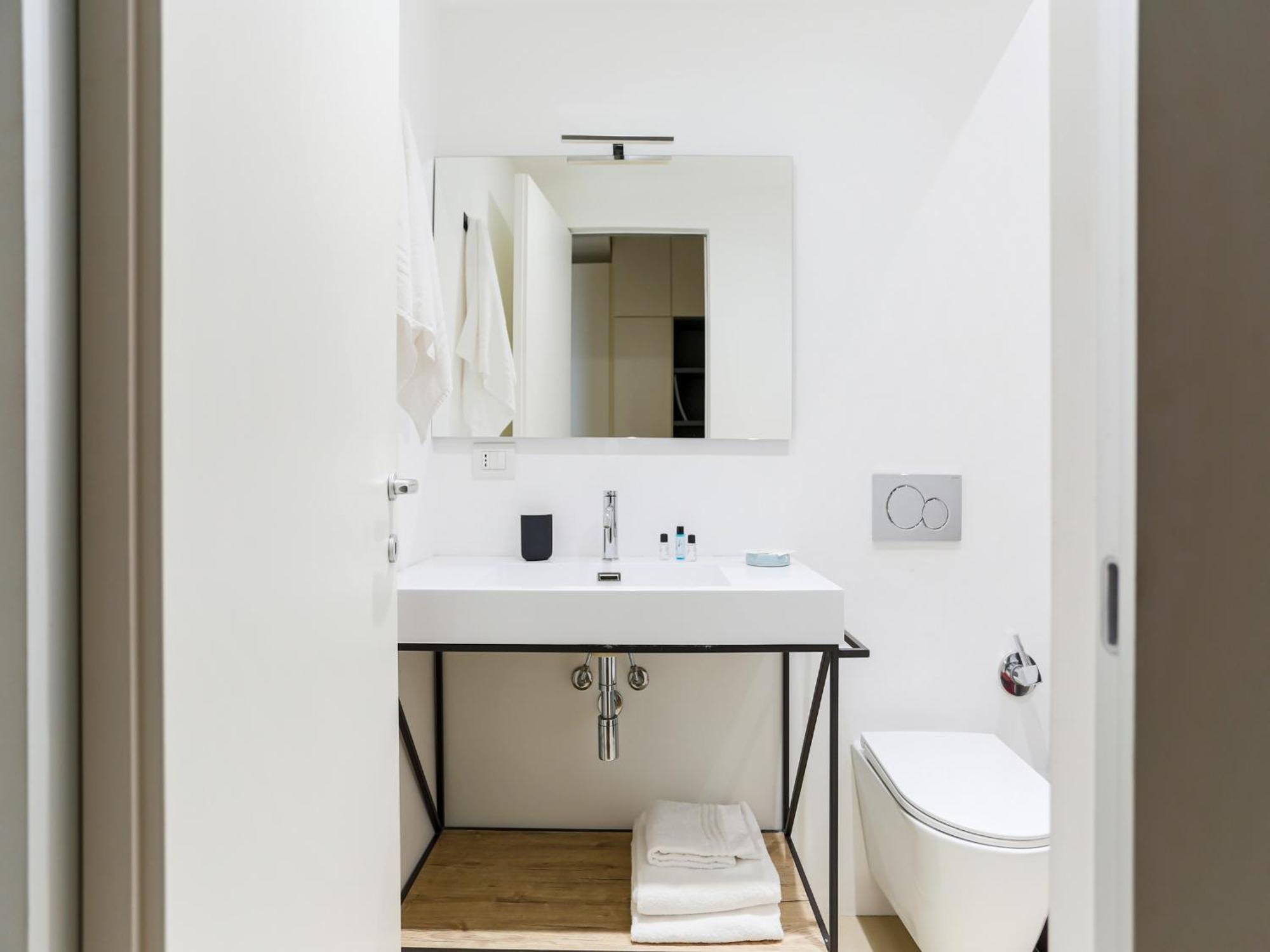 The Best Rent - Bright One-Bedroom Apartment In Corso Vittorio Emanuele II Milano Ngoại thất bức ảnh