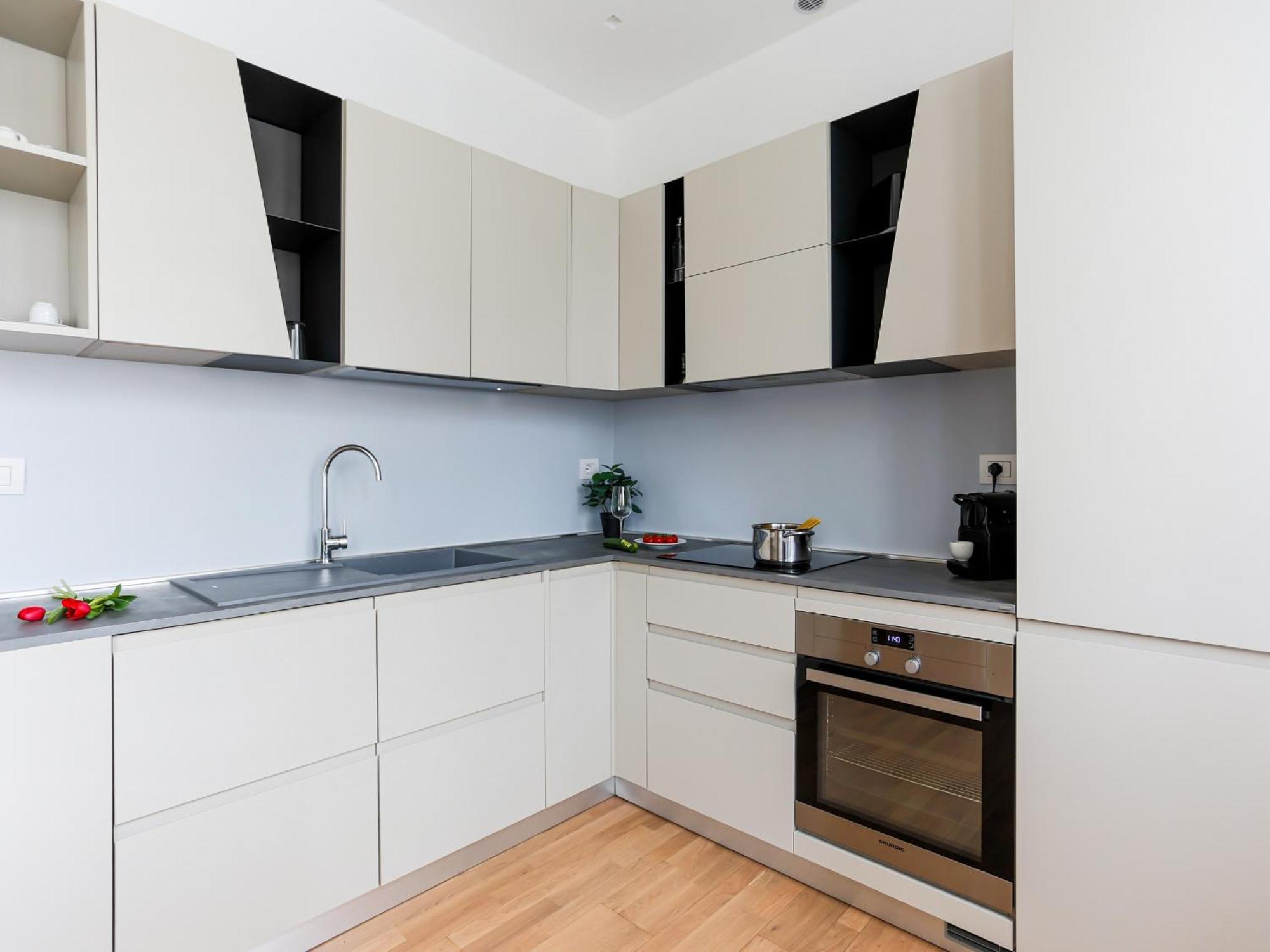 The Best Rent - Bright One-Bedroom Apartment In Corso Vittorio Emanuele II Milano Ngoại thất bức ảnh