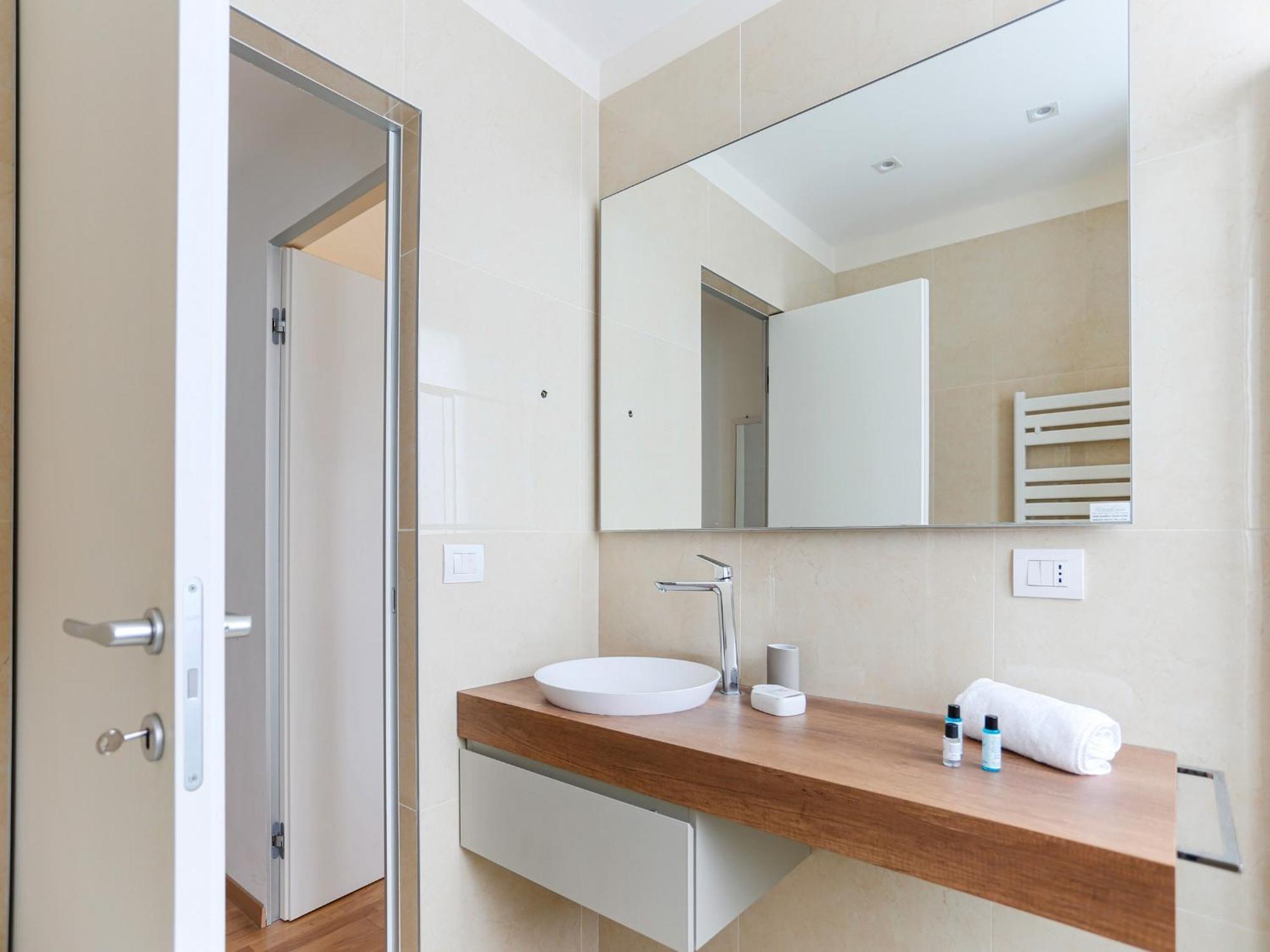 The Best Rent - Bright One-Bedroom Apartment In Corso Vittorio Emanuele II Milano Ngoại thất bức ảnh