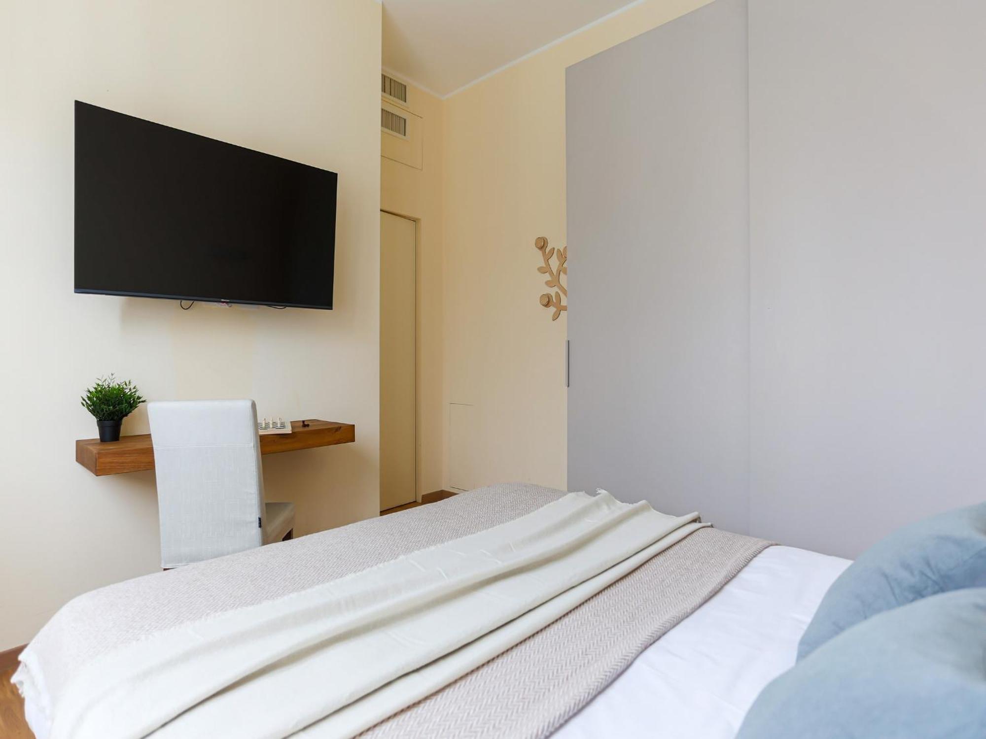 The Best Rent - Bright One-Bedroom Apartment In Corso Vittorio Emanuele II Milano Ngoại thất bức ảnh
